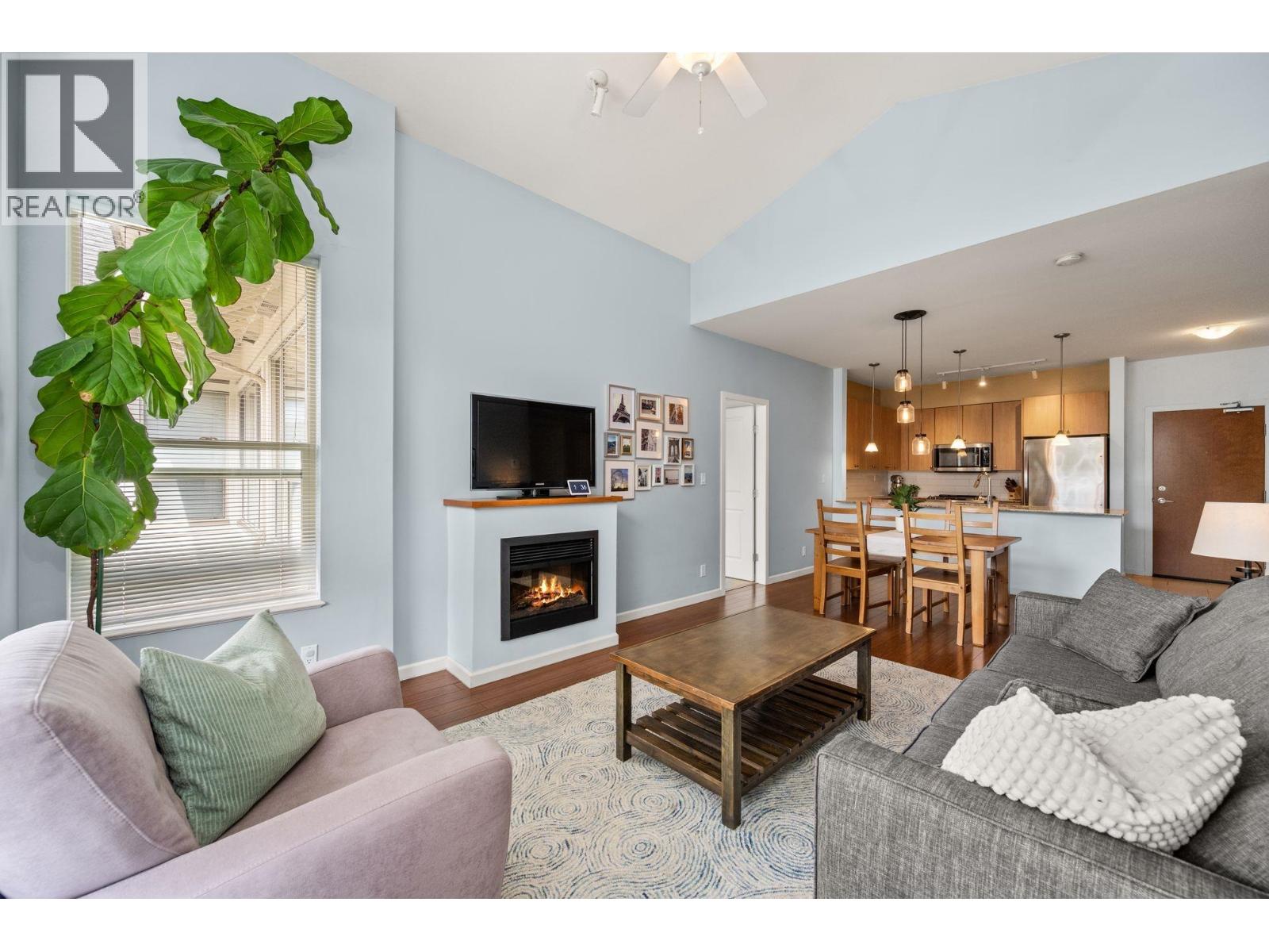 408 275 Ross Drive, New Westminster, British Columbia  V3L 0B6 - Photo 9 - R3035555