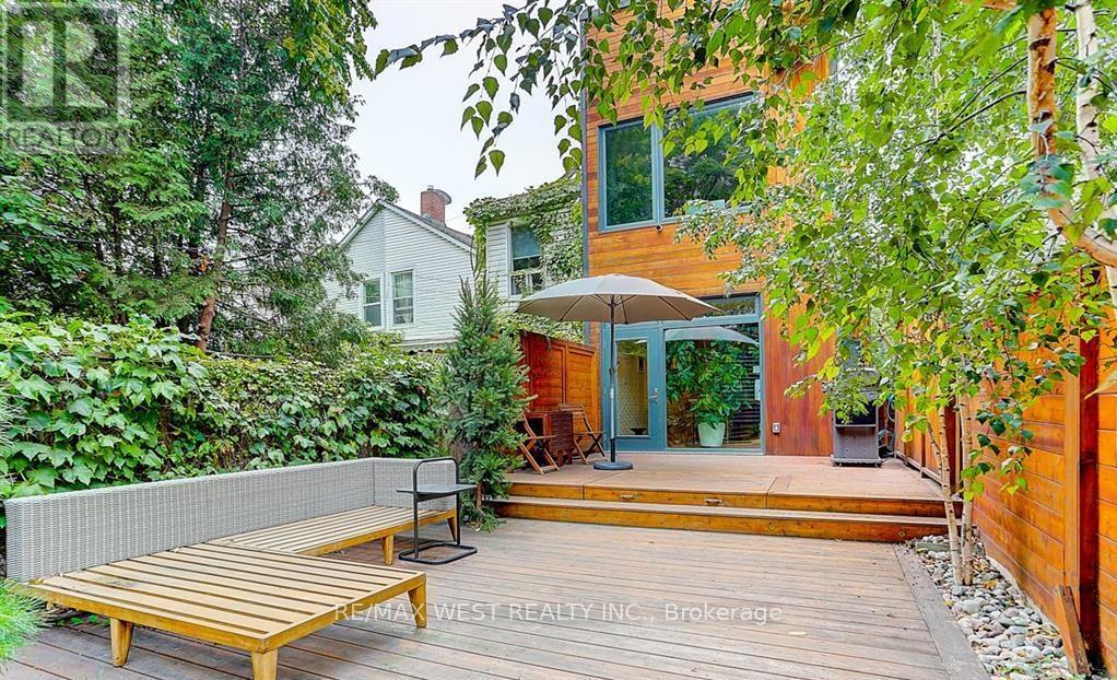 185 Logan Avenue, Toronto, Ontario  M4M 2N2 - Photo 30 - E12336813