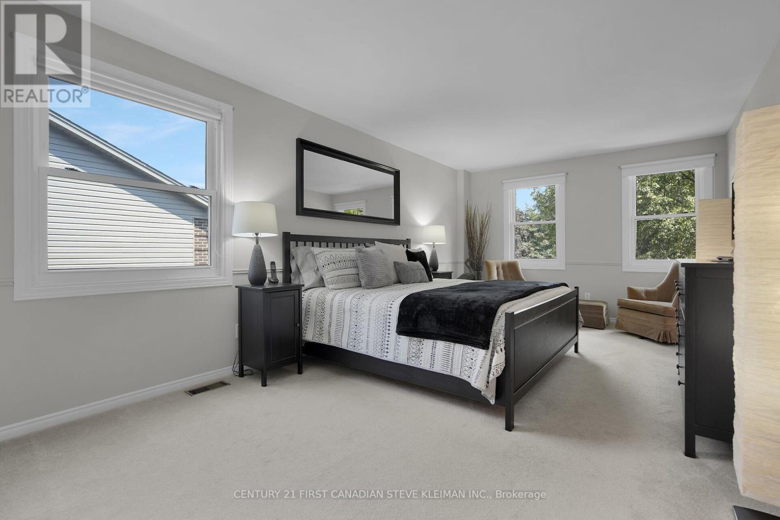 96 Meridene Crescent W, London North, Ontario  N5X 1G2 - Photo 26 - X12333381