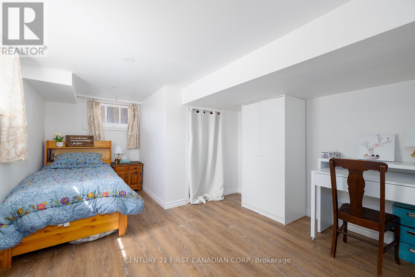 43409 Sparta Line, Central Elgin, Ontario  N5P 3S8 - Photo 14 - X12337363