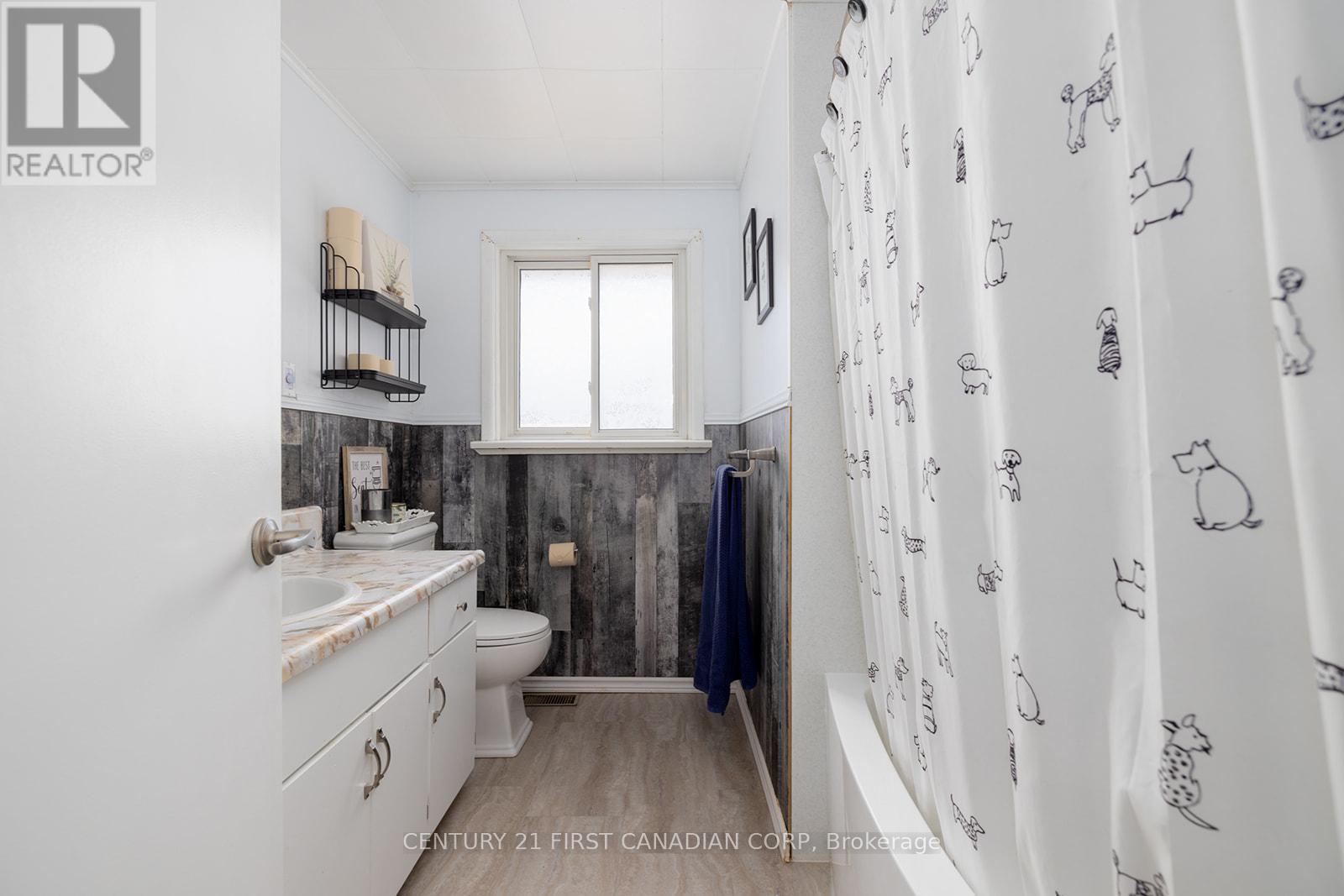 43409 Sparta Line, Central Elgin, Ontario  N5P 3S8 - Photo 12 - X12337363