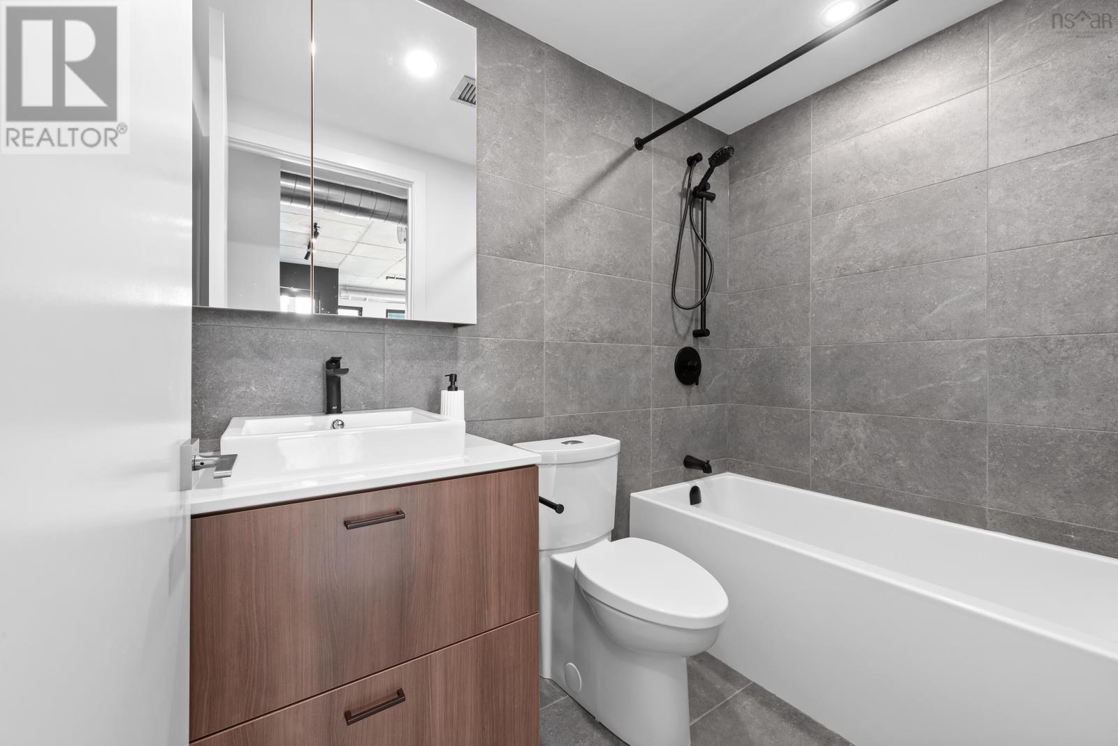 404 5511 Bilby St Street, Halifax, Nova Scotia  B3K 1V4 - Photo 10 - 202500248