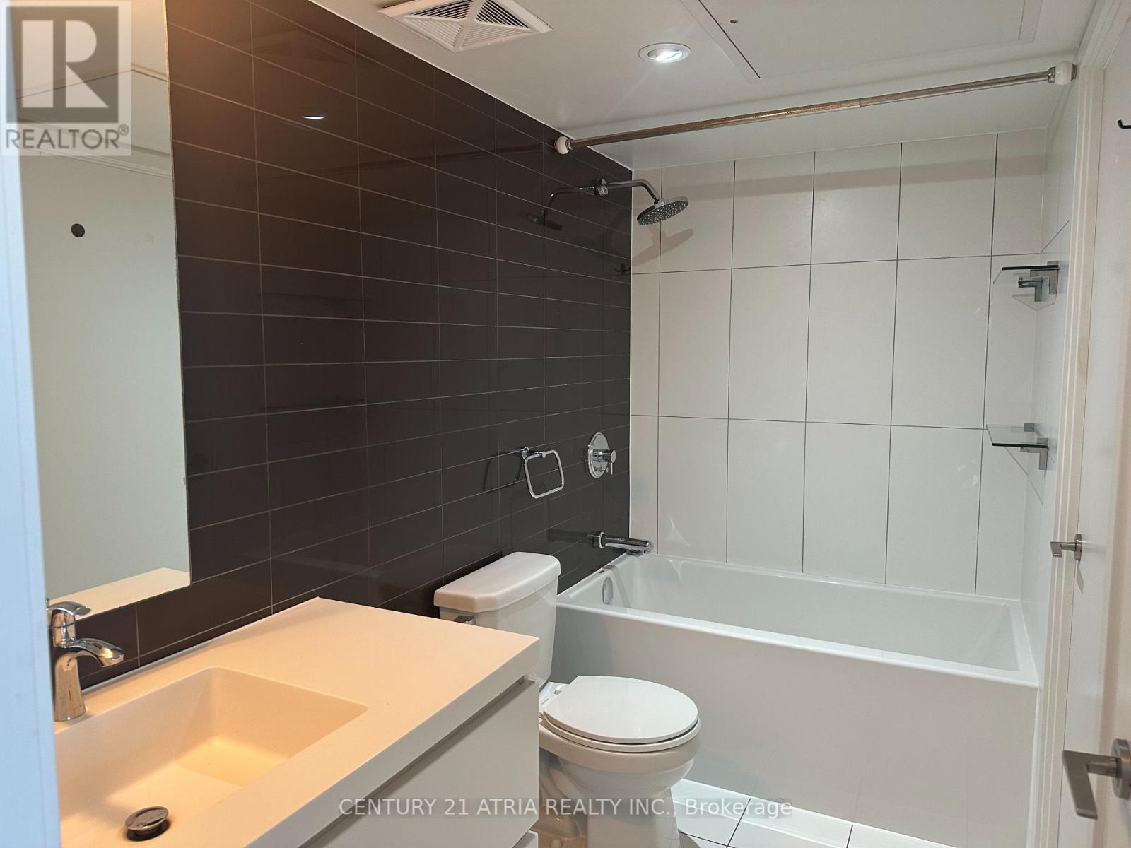 2310 - 85 Queens Wharf Road, Toronto (Waterfront Communities), Ontario  M5V 0J9 - Photo 23 - C12337873