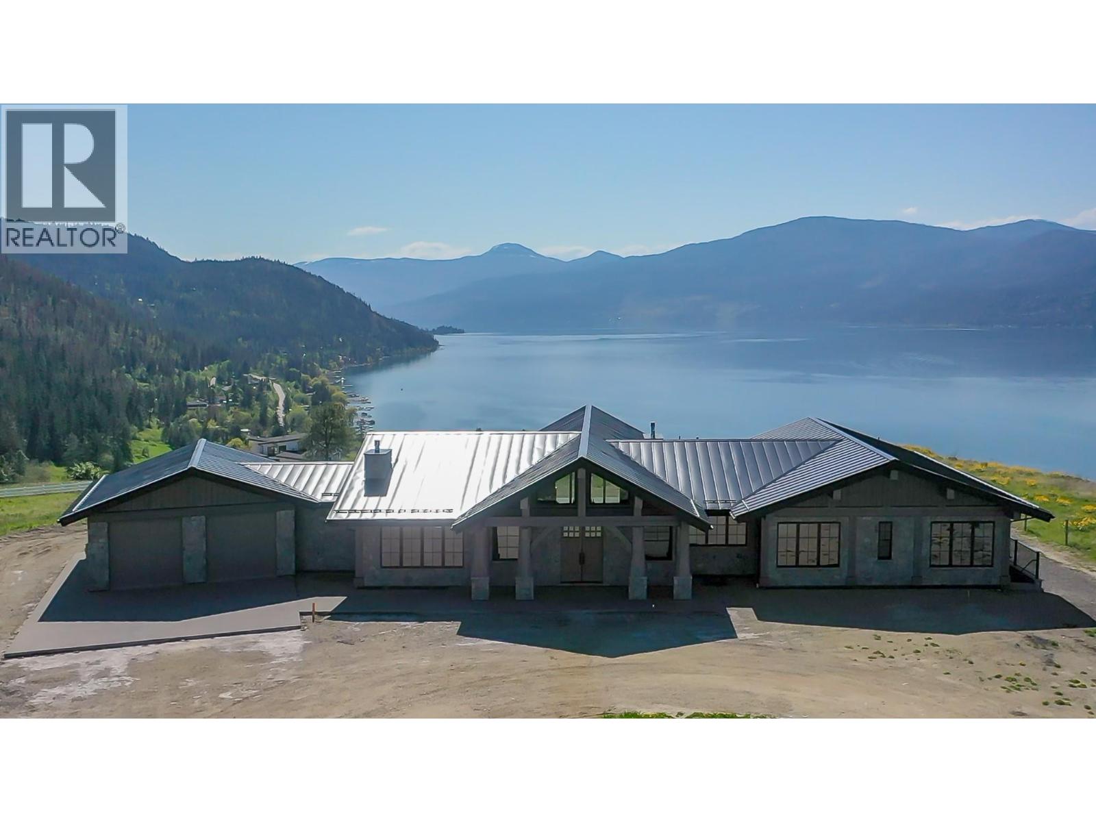8399 Bench Row Road, Vernon, British Columbia