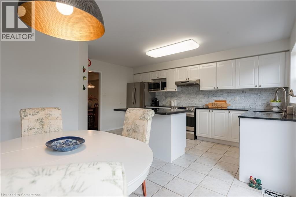 203 Gatwick Drive, Oakville, Ontario  L6H 6T6 - Photo 15 - 40759254