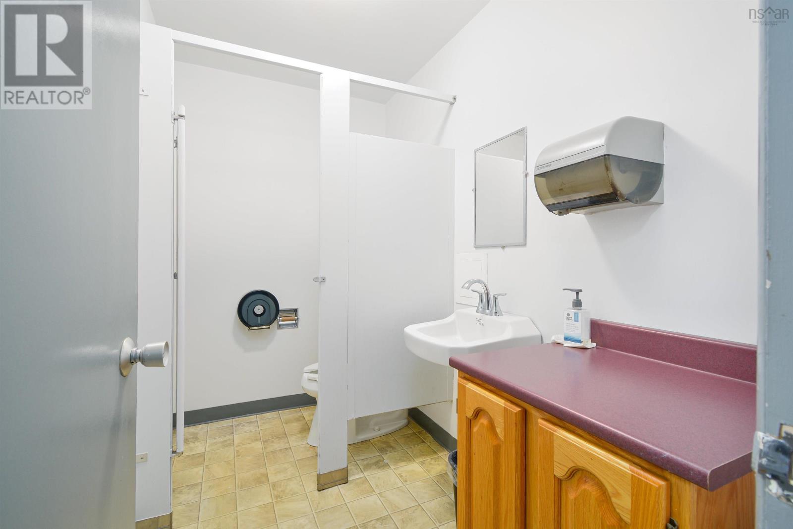 50 Dorchester Street, Sydney, Nova Scotia  B1P 5Z1 - Photo 25 - 202505341