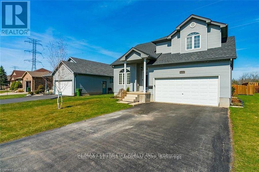 79 Donker Drive, St. Thomas, Ontario  N5P 4L2 - Photo 2 - X12337906