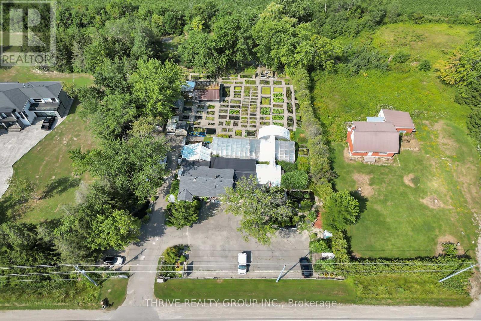 22049 Hyde Park Road, Middlesex Centre, Ontario  N0M 2A0 - Photo 4 - X12337930