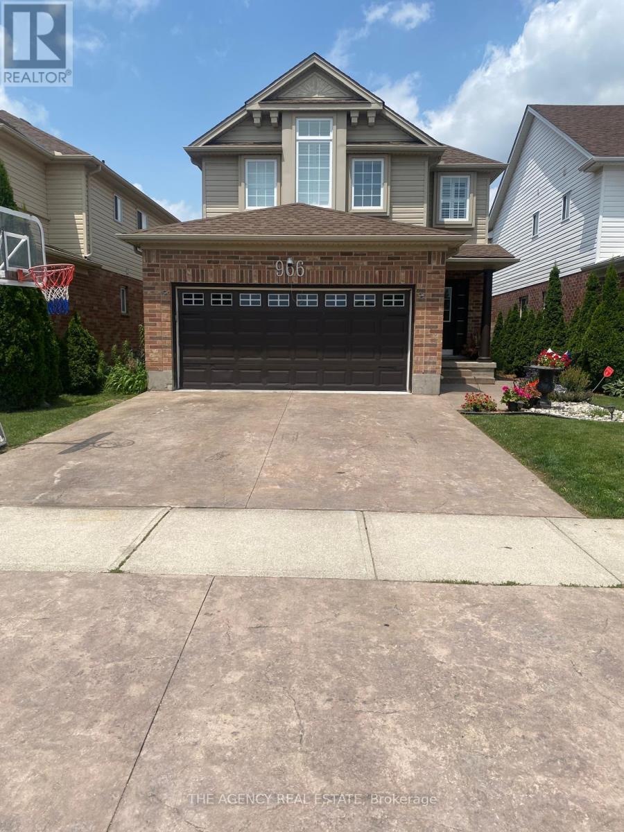 966 Silversmith Street, London North, Ontario  N6H 5T5 - Photo 1 - X12337993