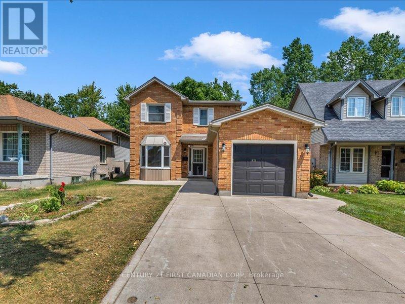 213 Bournemouth Drive E, London East, Ontario  N5V 4S8 - Photo 2 - X12338004