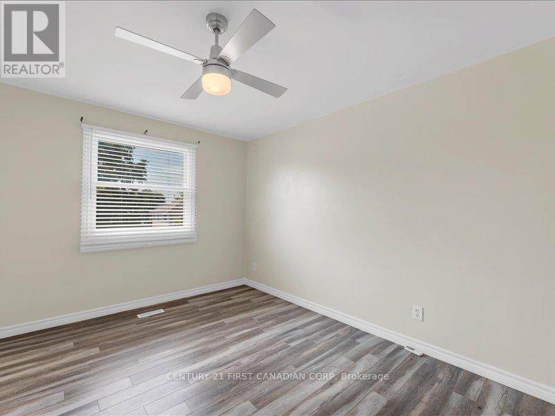 213 Bournemouth Drive E, London East, Ontario  N5V 4S8 - Photo 21 - X12338004