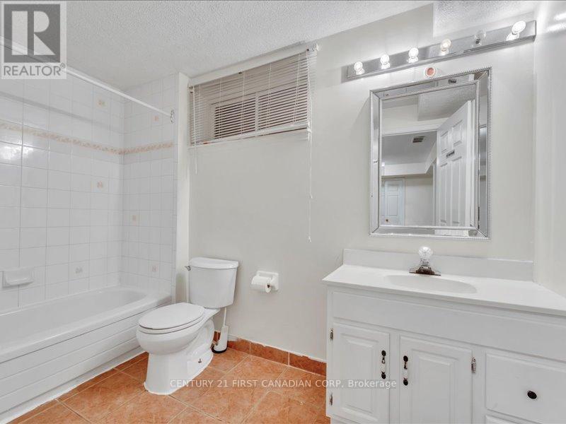 213 Bournemouth Drive E, London East, Ontario  N5V 4S8 - Photo 26 - X12338004