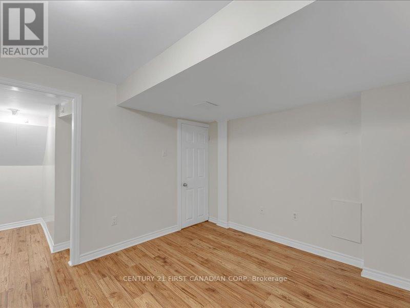 213 Bournemouth Drive E, London East, Ontario  N5V 4S8 - Photo 29 - X12338004