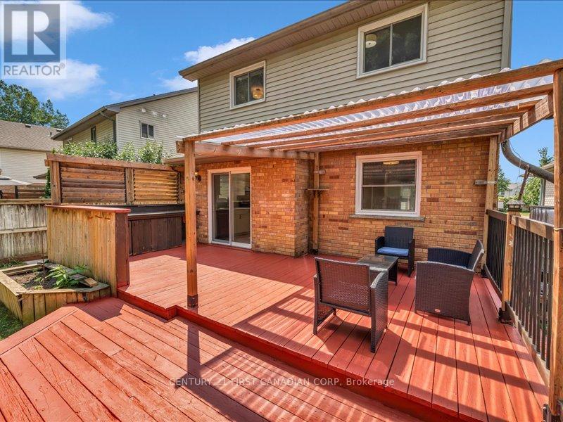 213 Bournemouth Drive E, London East, Ontario  N5V 4S8 - Photo 35 - X12338004