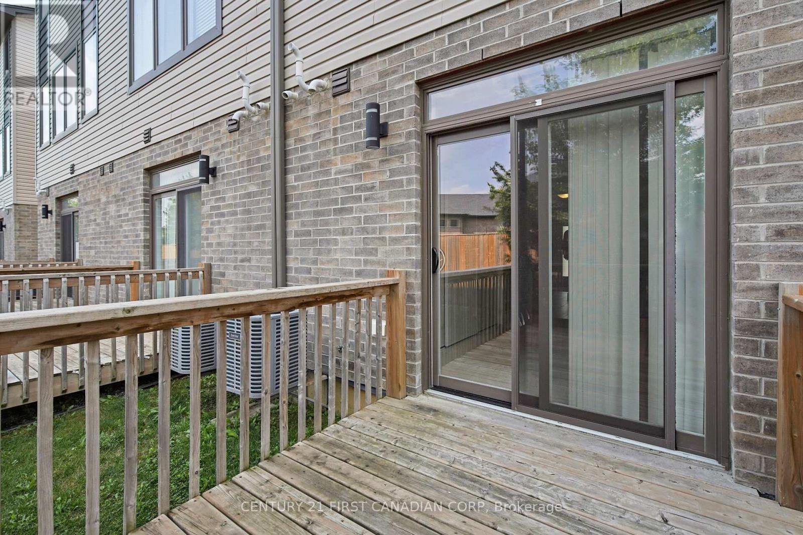 212 - 1960 Dalmagarry Road, London North, Ontario  N6G 0T8 - Photo 34 - X12338019