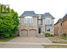 64 Clarendon Drive, Richmond Hill (Bayview Hill), Ca