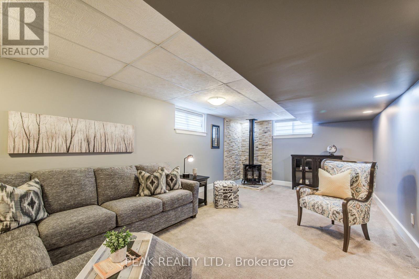 24 Applewood Street, Blandford-Blenheim, Ontario  N0J 1S0 - Photo 33 - X12121902