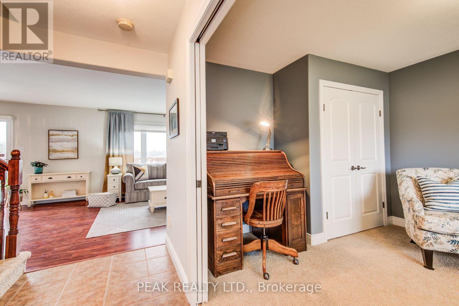 24 Applewood Street, Blandford-Blenheim, Ontario  N0J 1S0 - Photo 9 - X12121902