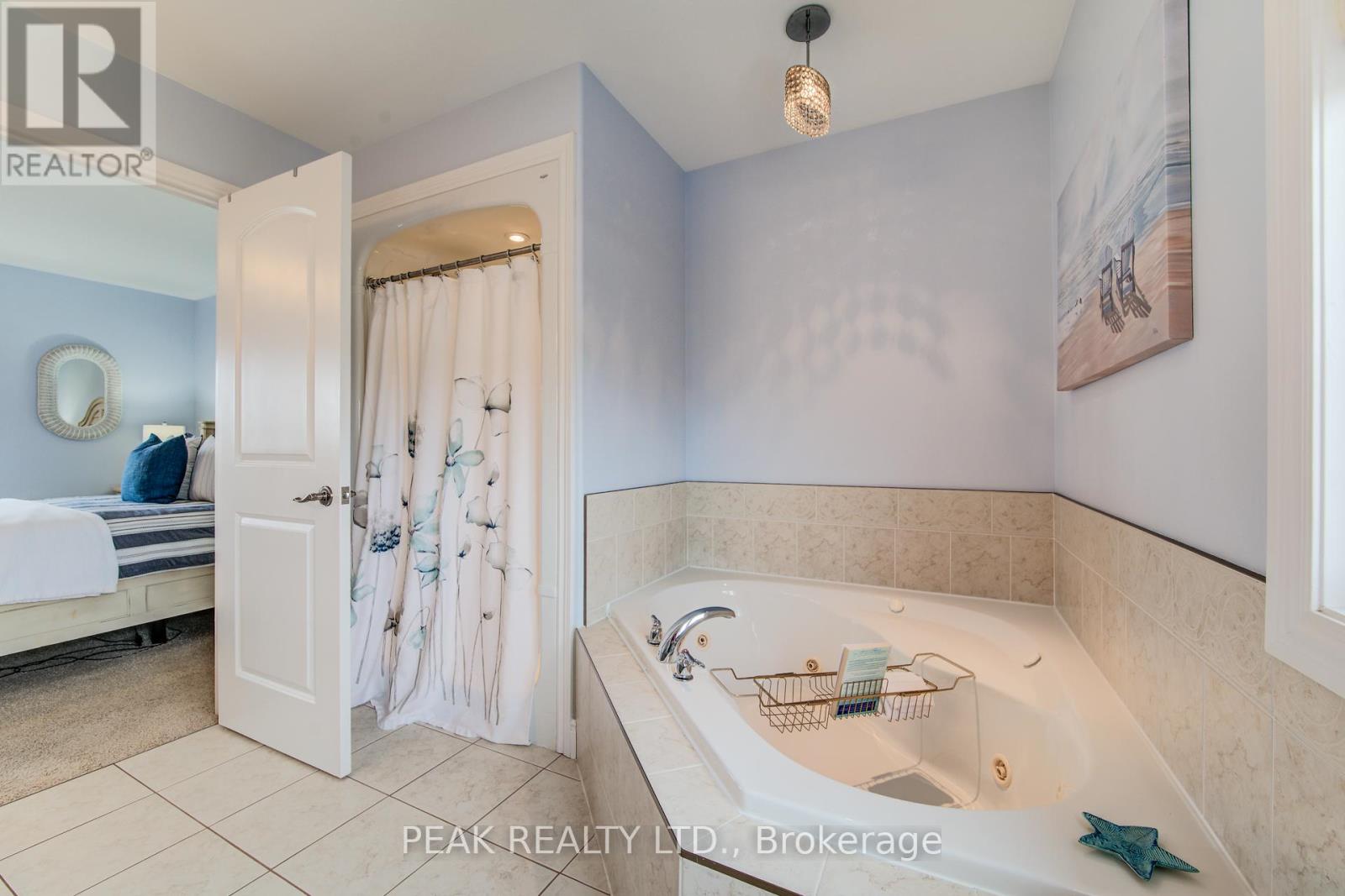 24 Applewood Street, Blandford-Blenheim, Ontario  N0J 1S0 - Photo 30 - X12121902