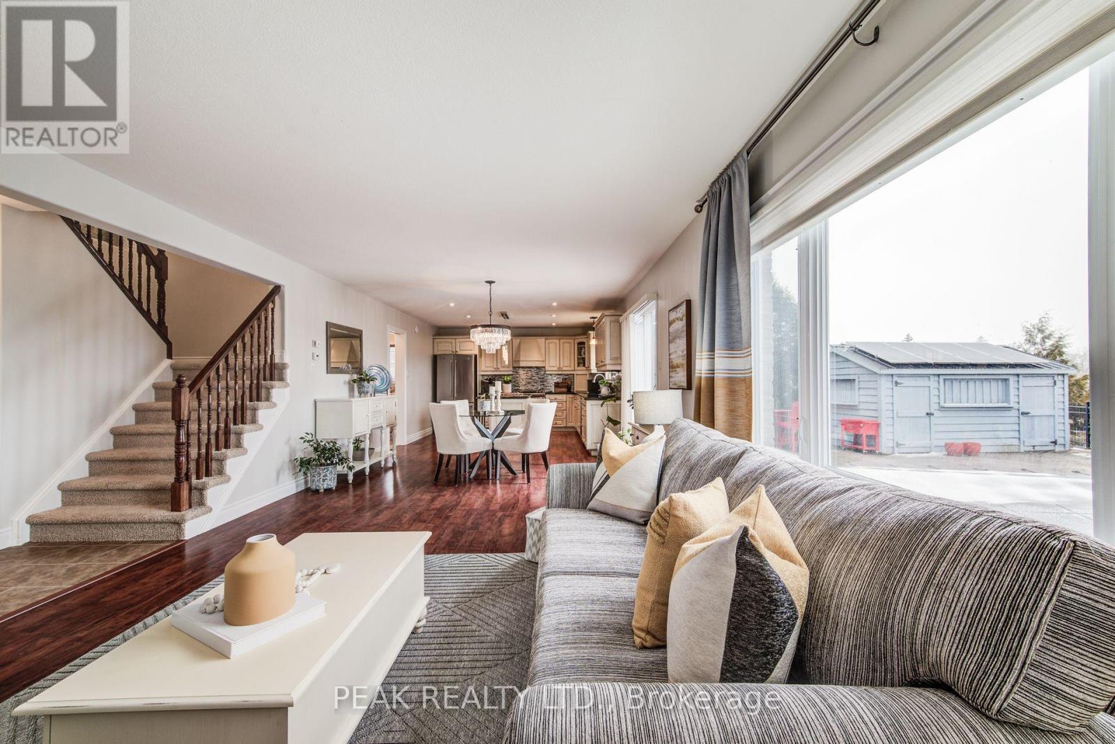 24 Applewood Street, Blandford-Blenheim, Ontario  N0J 1S0 - Photo 14 - X12121902