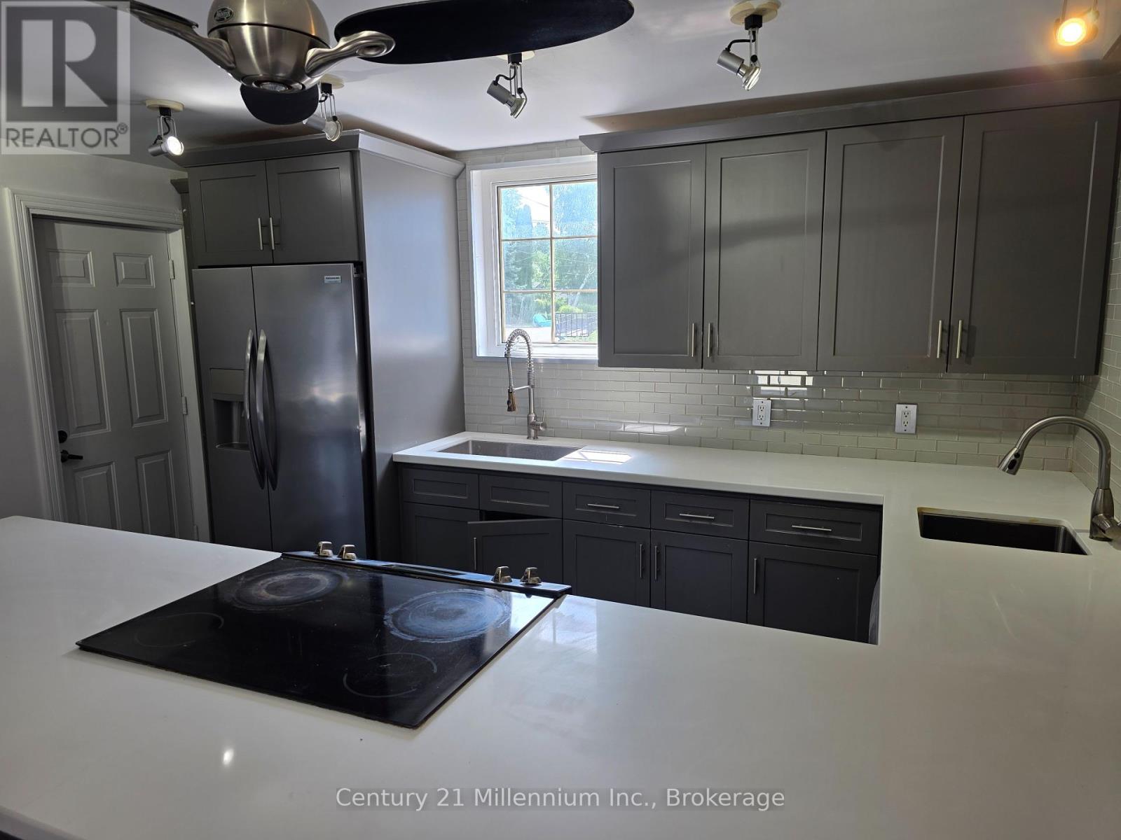 22 Market Street, Collingwood, Ontario  L9Y 3M6 - Photo 9 - S12338009