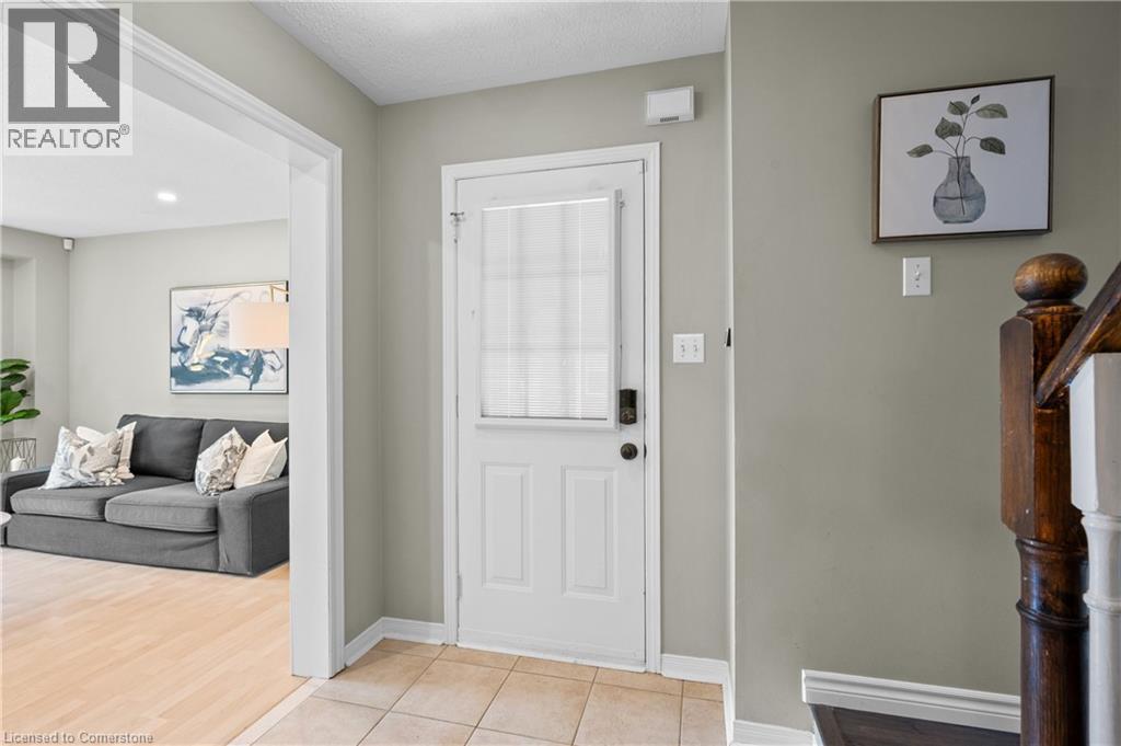 Property at 146 ROCKHAVEN Lane image 4