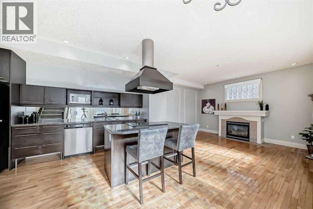 Property at 1313 7 Street SW image 2