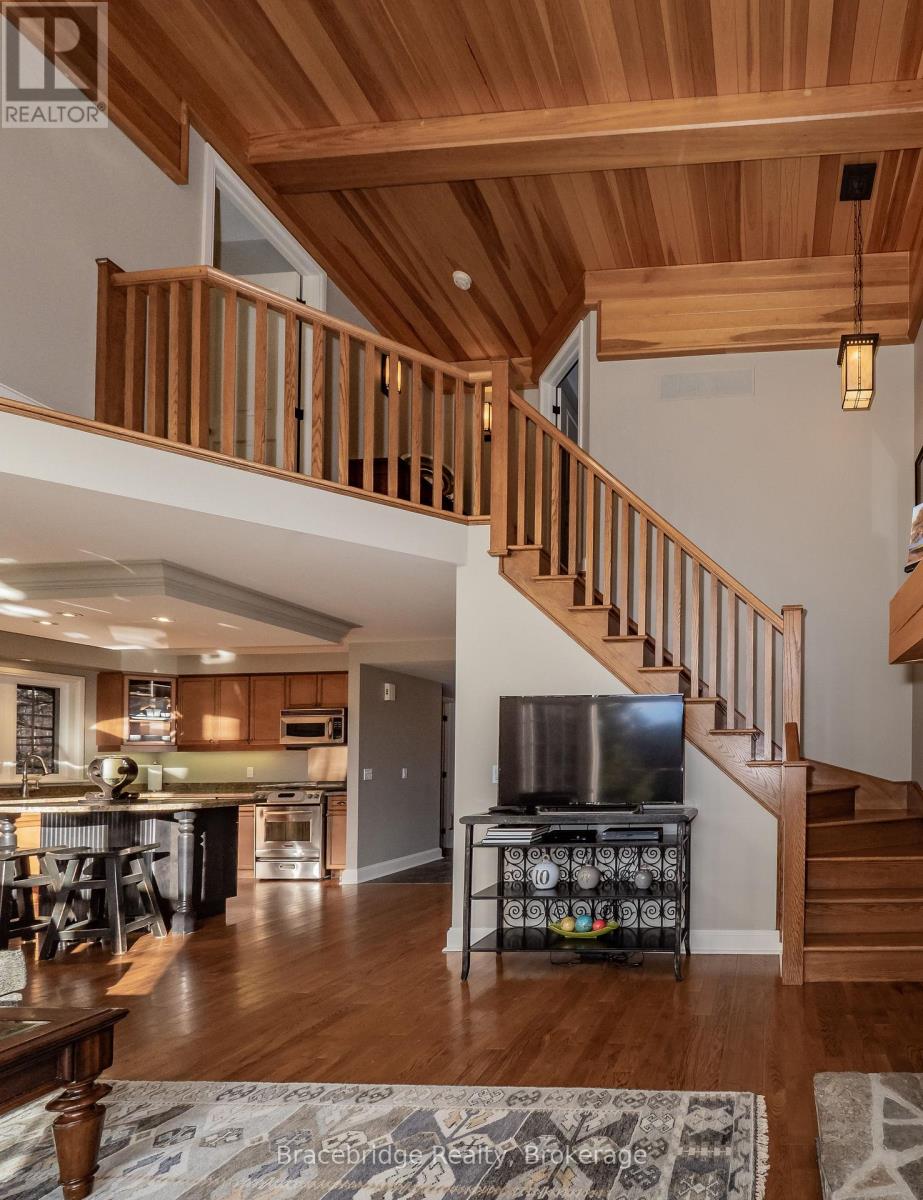 Carling 2 W5 - 3876 Muskoka Road 118 Road W, Muskoka Lakes, Ontario  P0B 1J0 - Photo 14 - X12337938
