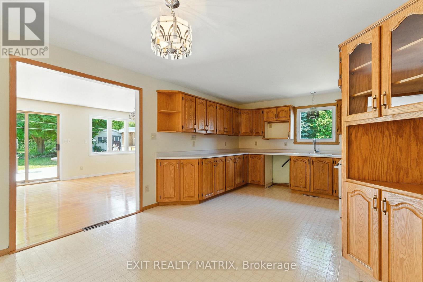 26 Farmers Avenue, Champlain, Ontario  K0B 1R0 - Photo 11 - X12337967