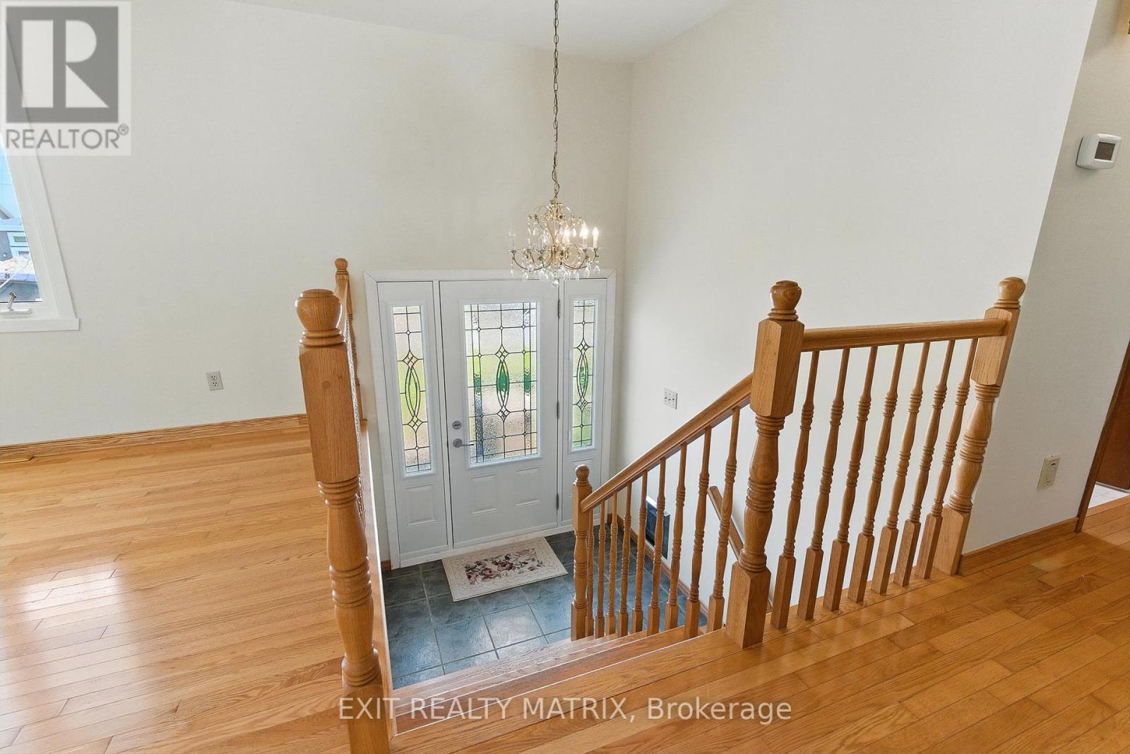 26 Farmers Avenue, Champlain, Ontario  K0B 1R0 - Photo 7 - X12337967