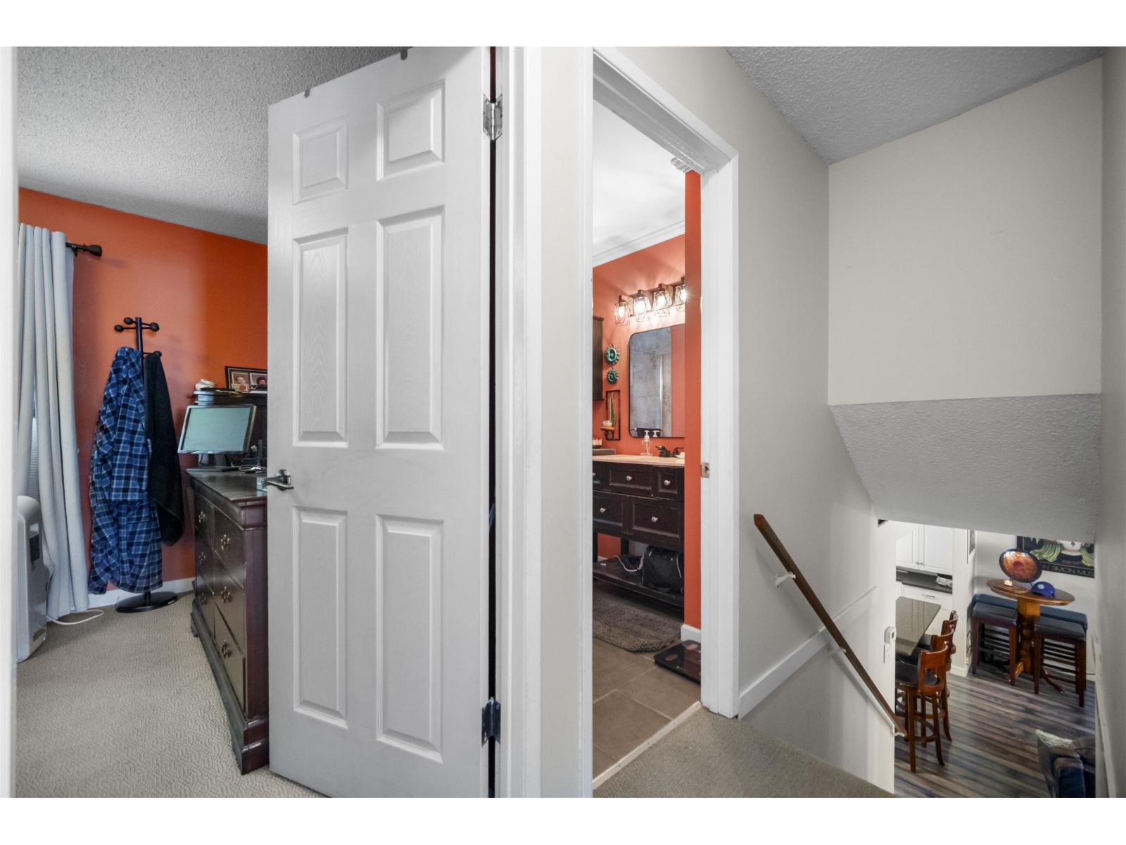 Property at 14083 66 AVENUE image 5