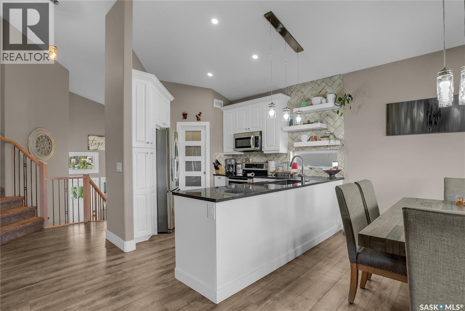 Property at 186 Boykowich BEND image 3