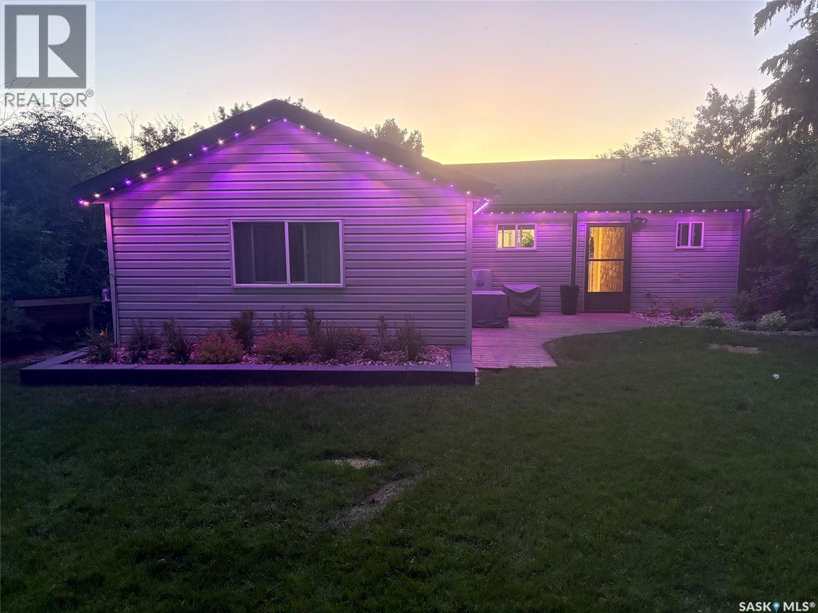 Property at 83 Lakeview AVENUE image 1