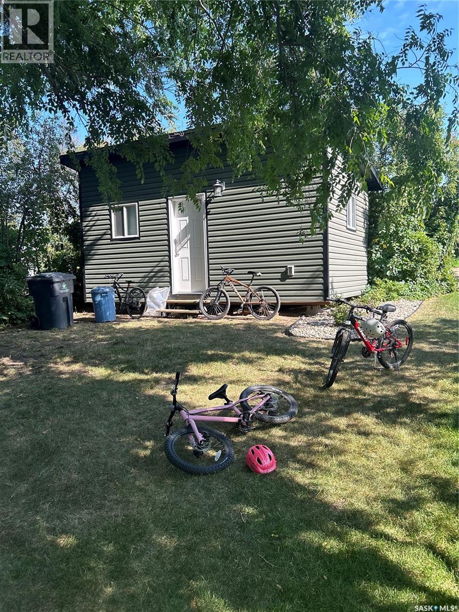 Property at 83 Lakeview AVENUE image 4