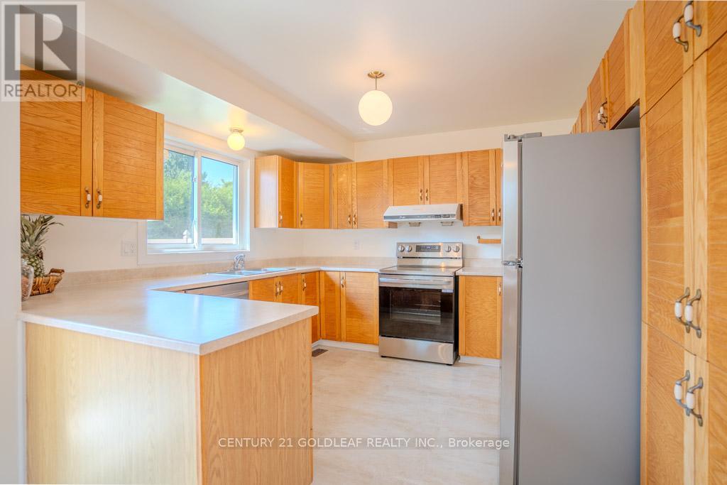 Property at 612 CHENIER WAY image 4