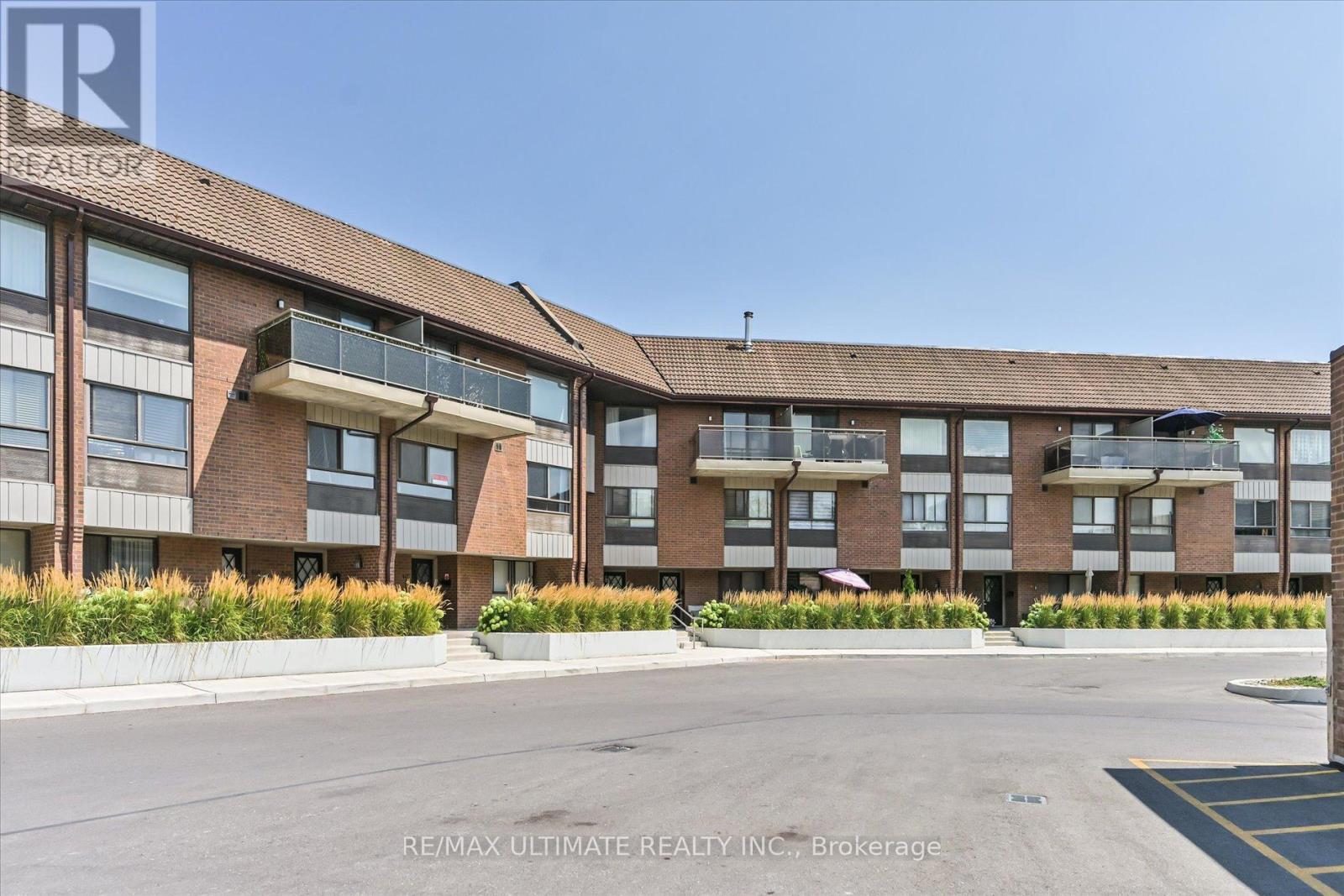 517 - 1000 Cedarglen, Mississauga, Ontario  L5C 3X4 - Photo 33 - W12337946