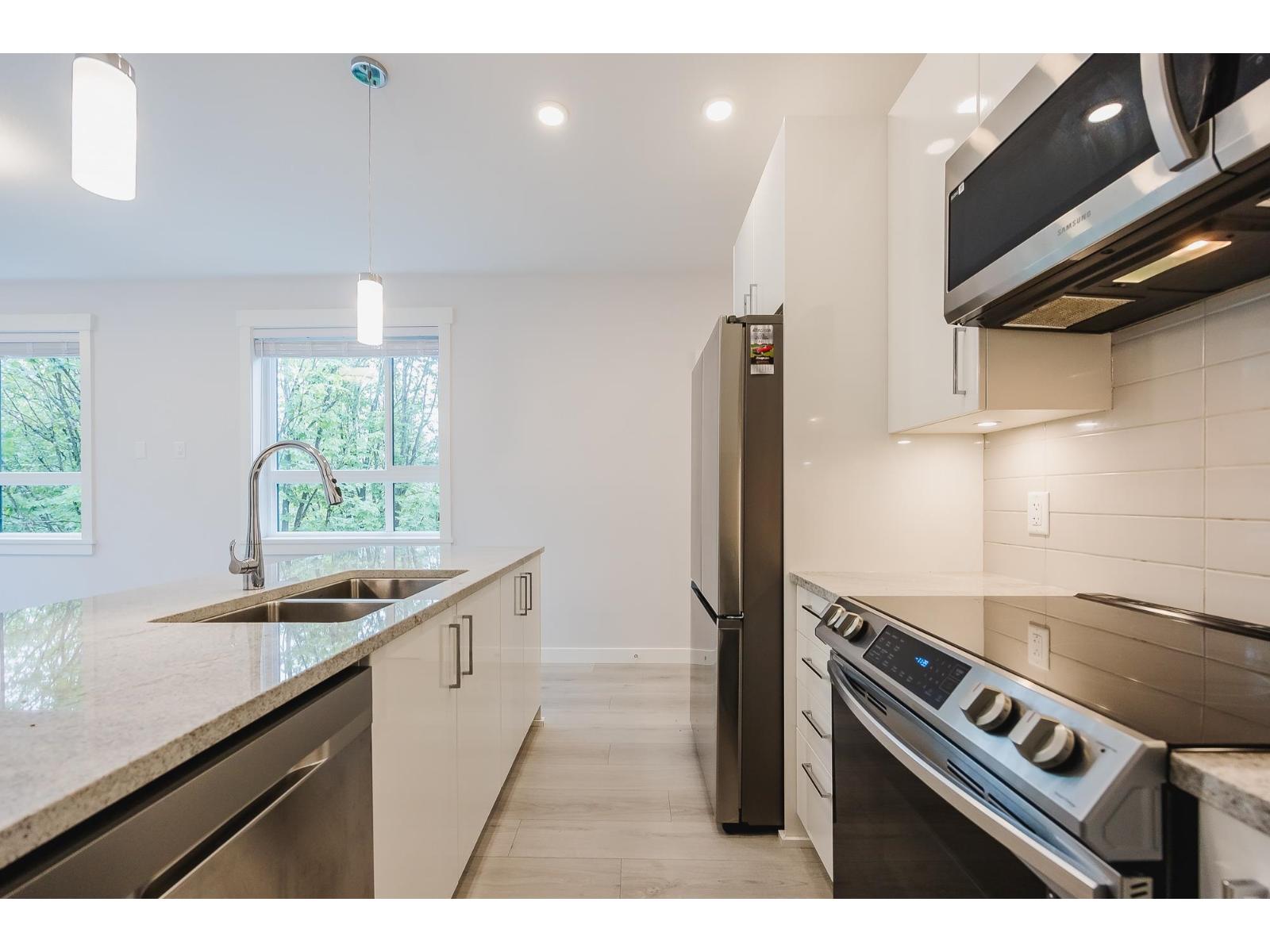 406 32690 14th Avenue, Mission, British Columbia  V2V 0K5 - Photo 8 - R3035543