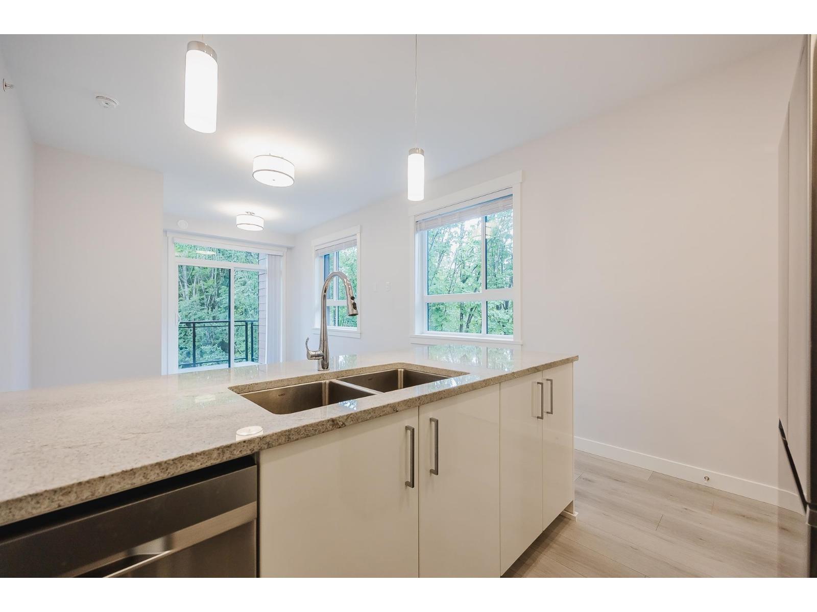 406 32690 14th Avenue, Mission, British Columbia  V2V 0K5 - Photo 7 - R3035543