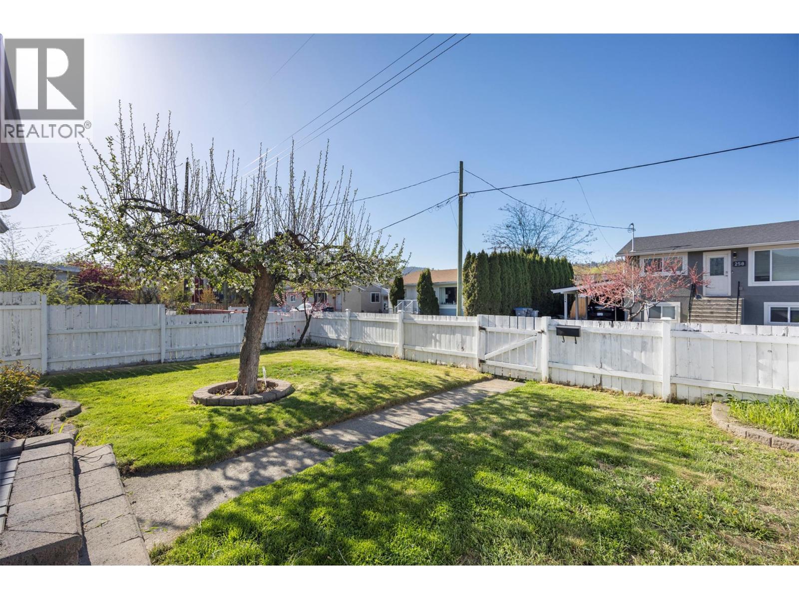 Property at 259 LARCH Avenue image 5