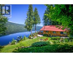 5289 EAST BARRIERE LAKE FS Road, kamloops, British Columbia