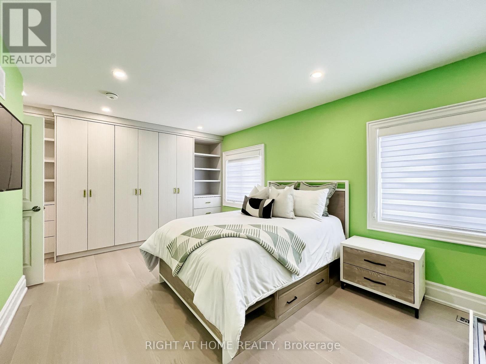152 Holmes Avenue, Toronto, Ontario  M2N 4M6 - Photo 33 - C12337375