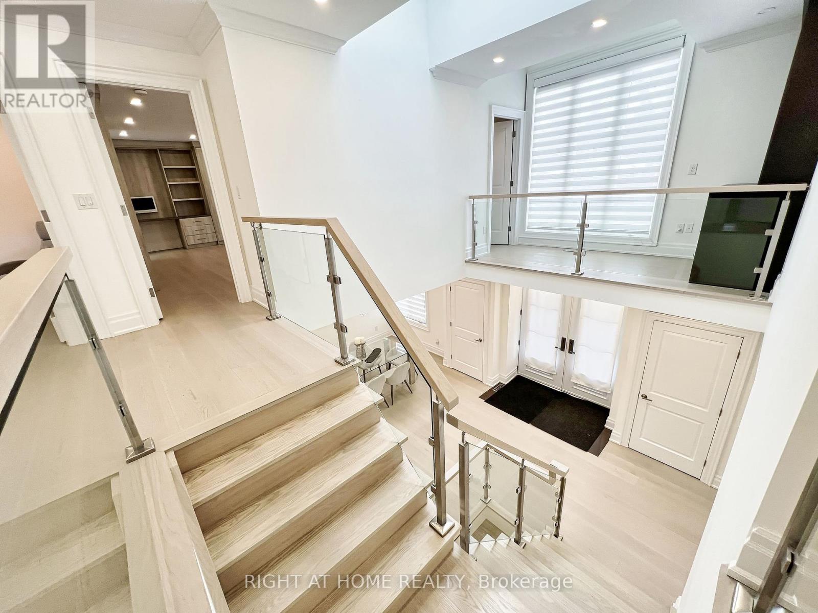 152 Holmes Avenue, Toronto, Ontario  M2N 4M6 - Photo 36 - C12337375