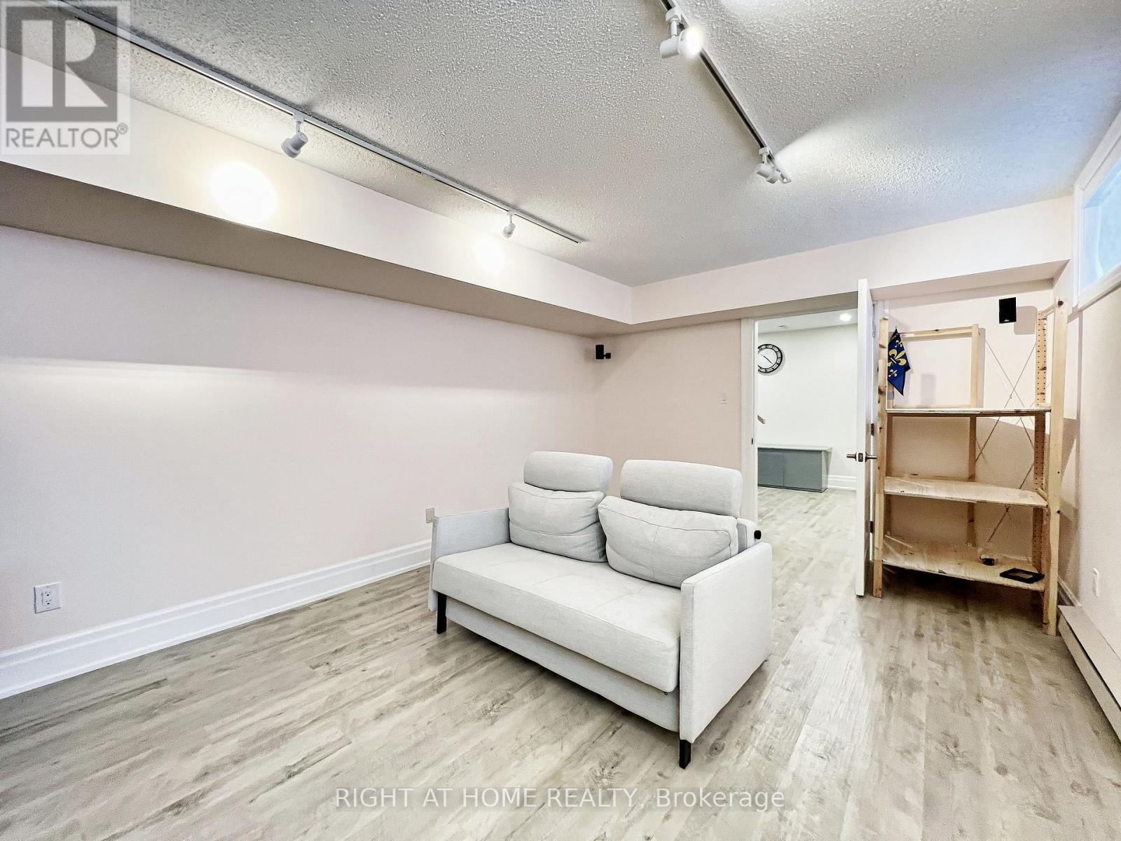 152 Holmes Avenue, Toronto, Ontario  M2N 4M6 - Photo 38 - C12337375