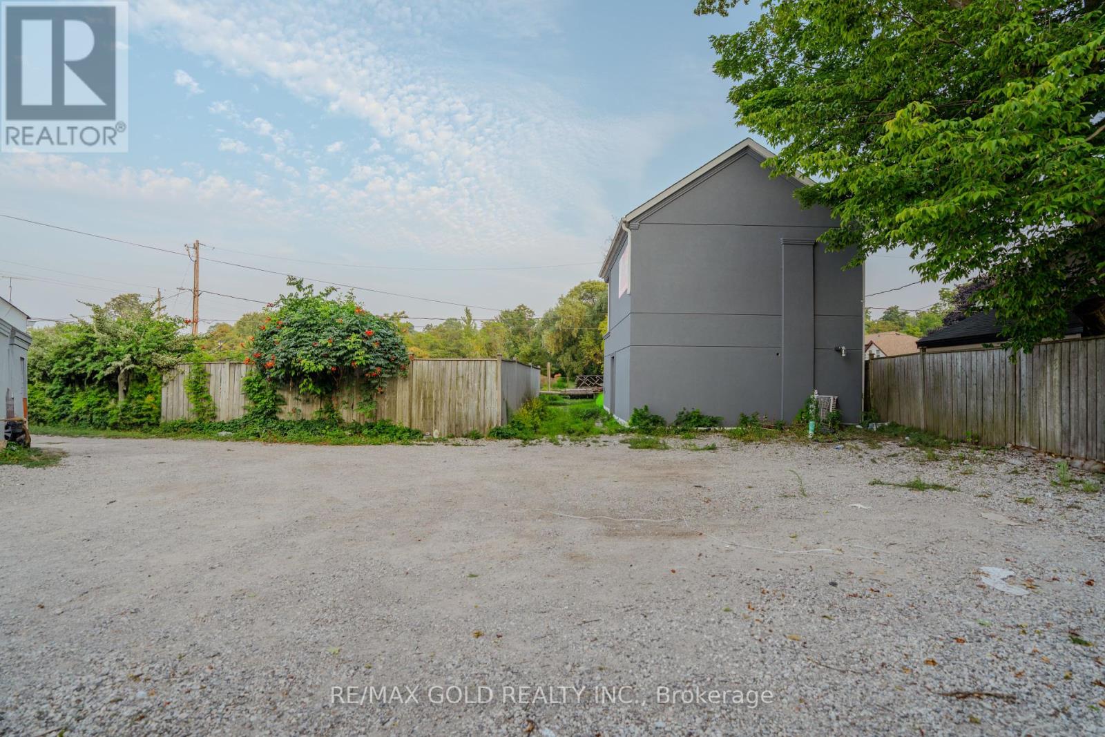 15958 Airport Road, Caledon, Ontario  L7C 1K5 - Photo 15 - W12305227