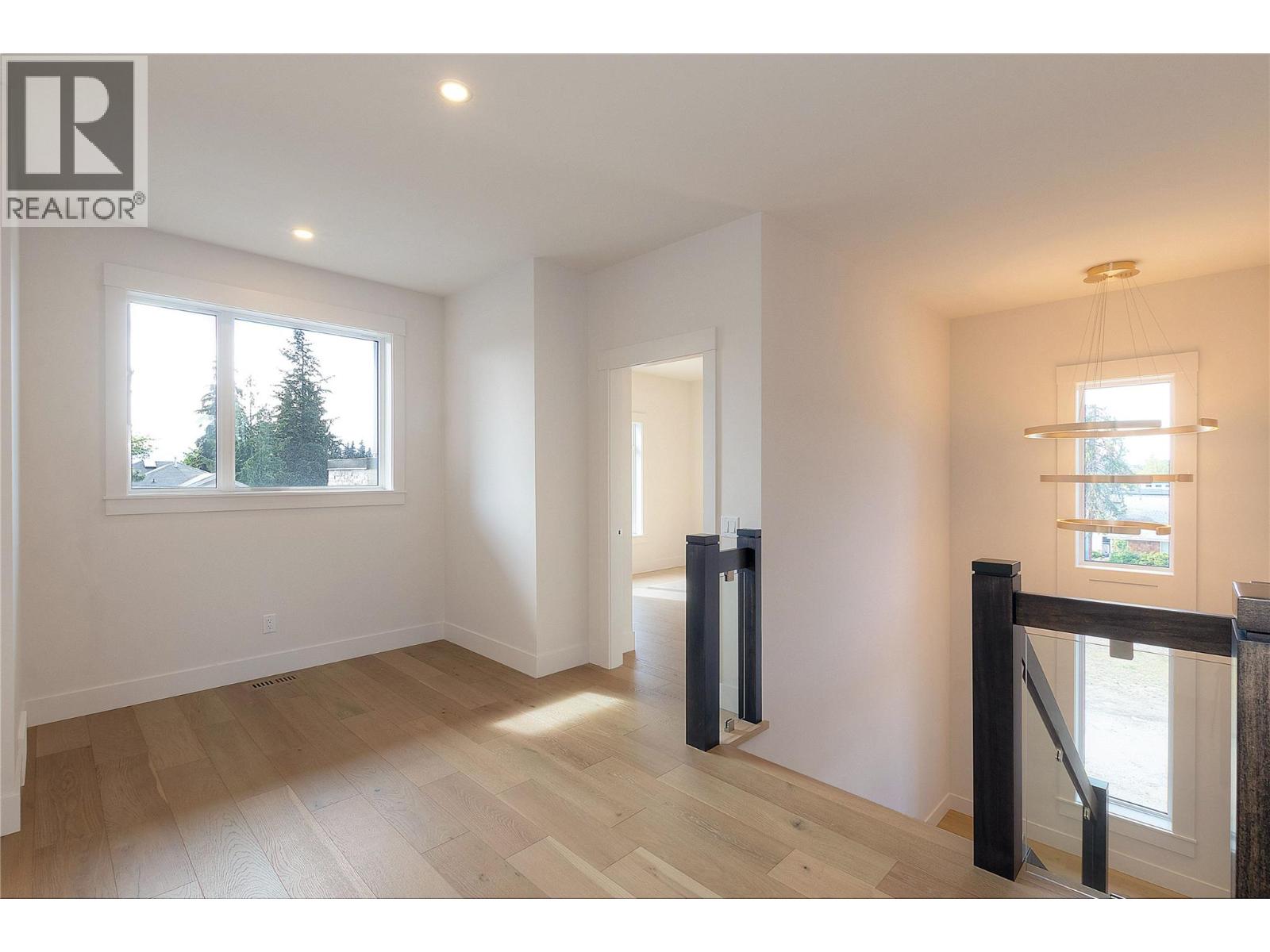 Property at 4619 Fordham Road image 5