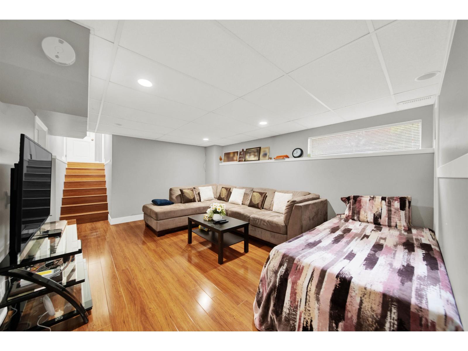 6324 130b Street, Surrey, British Columbia  V3X 1R4 - Photo 4 - R3035230