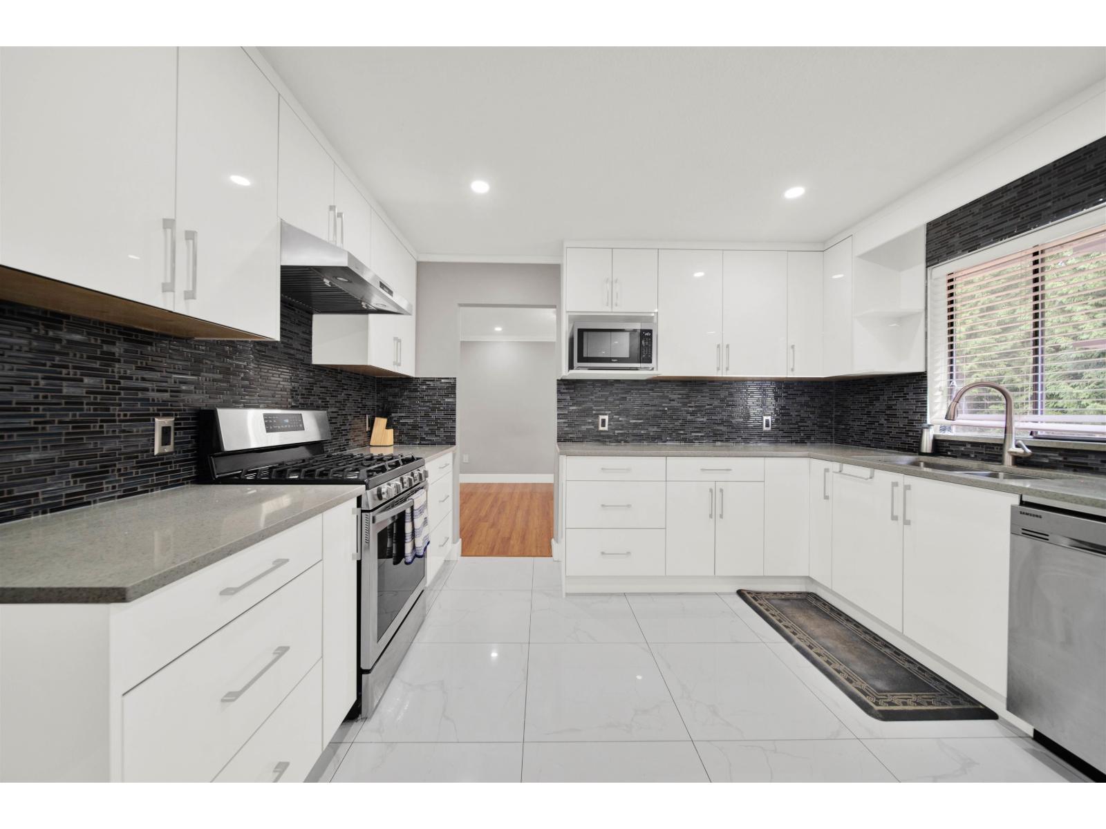 6324 130b Street, Surrey, British Columbia  V3X 1R4 - Photo 18 - R3035230