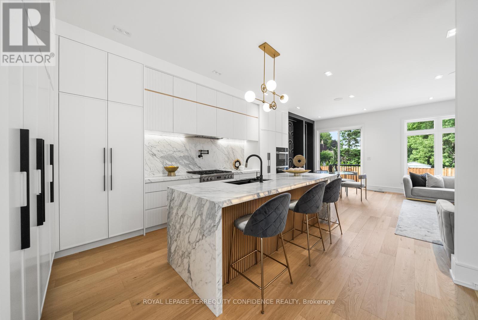 338a Horsham Avenue, Toronto (Willowdale West), Ontario  M2R 1G6 - Photo 6 - C12338062