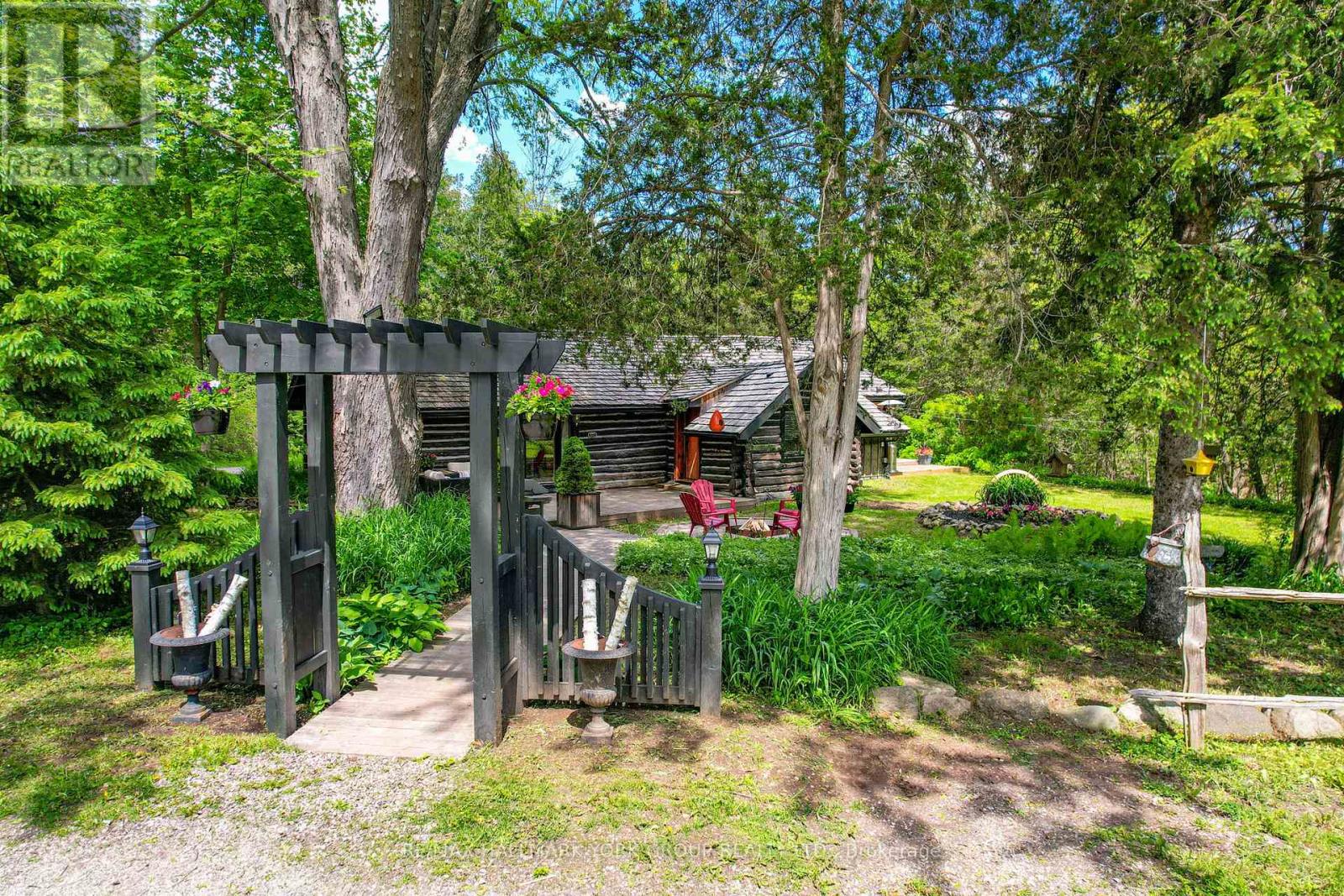 Property at 16590 HURONTARIO STREET image 3