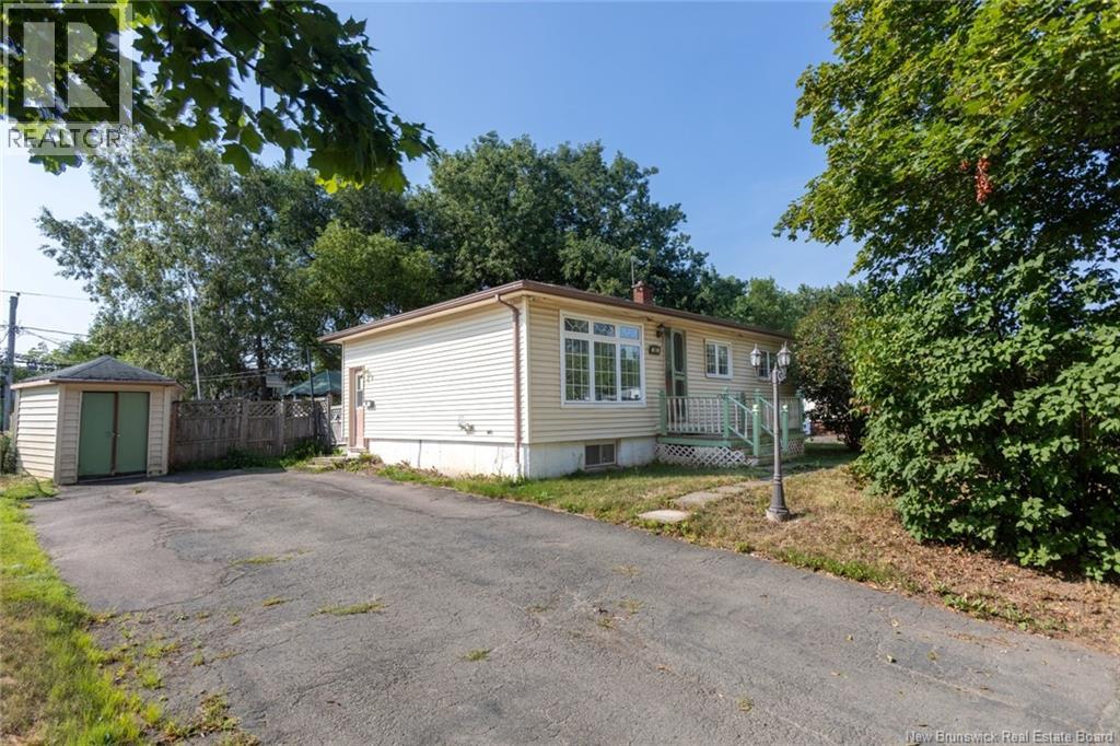 Property at 263 Whitepine image 1